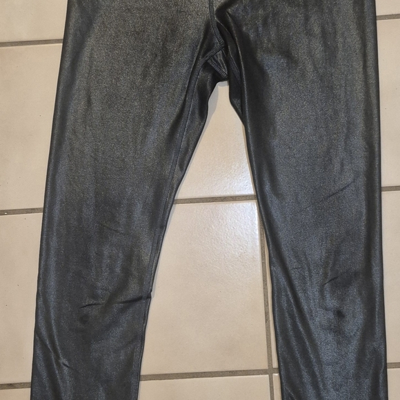 Athleta Elation Shimmer Tight – Black Foil, Size XSP - Picture 4 of 9